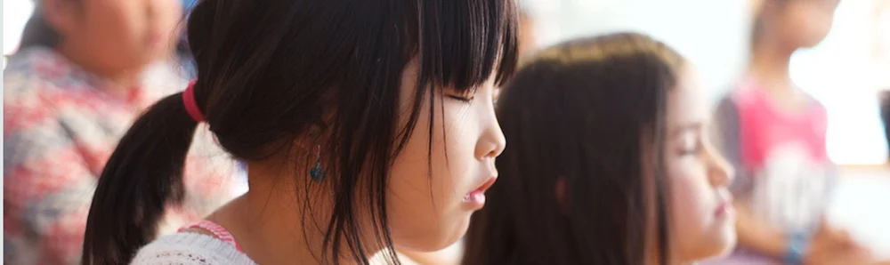 교회 어린이들의 예배 모습, 교회 보관 사진